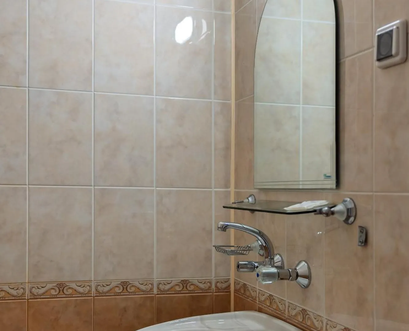 **  Hotel Milan Πριμόρσκο Βουλγαρία