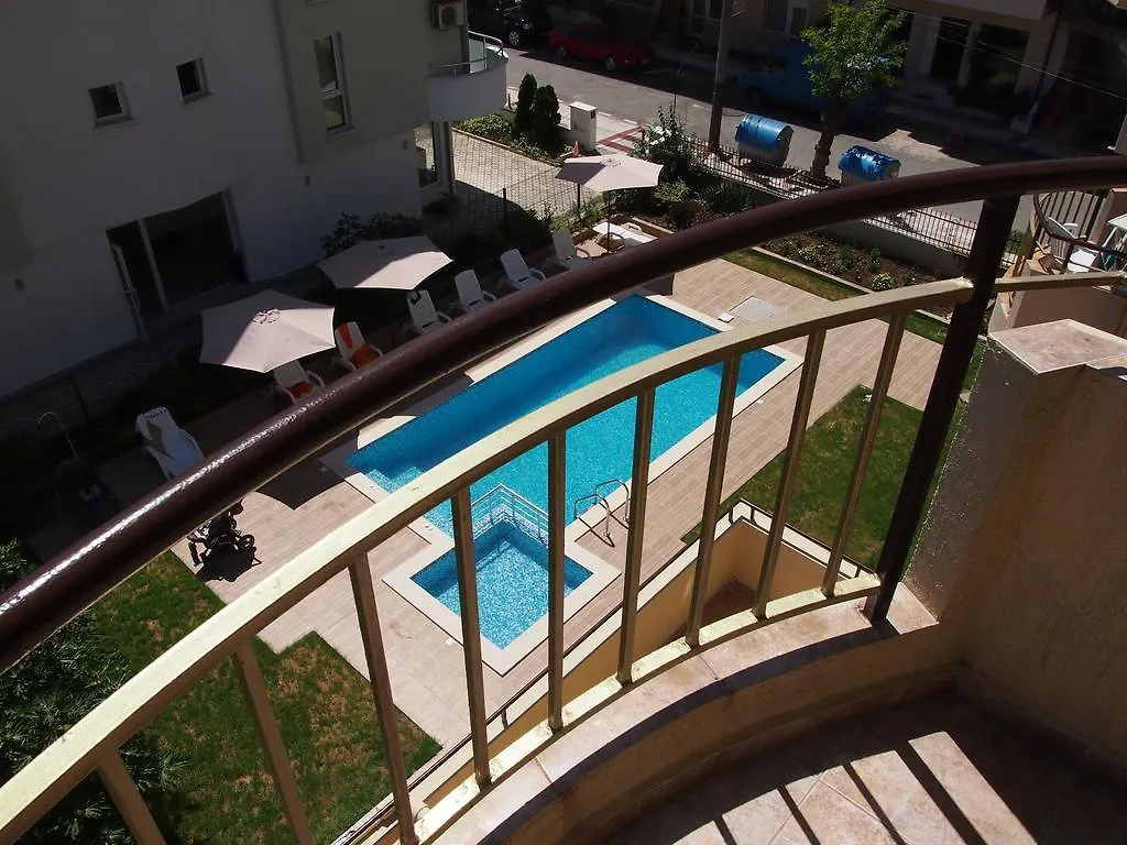 **  Hotel Milan Πριμόρσκο Βουλγαρία