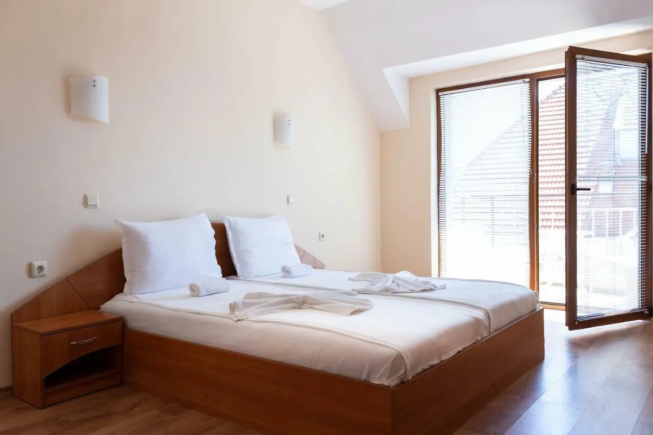 Hotel Milan Primorsko Bulgaria